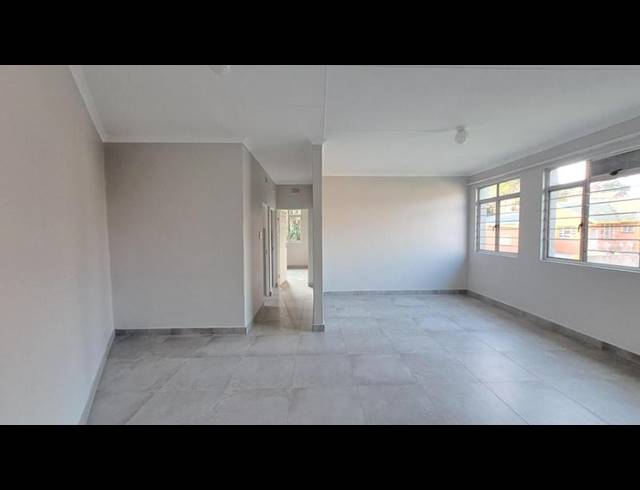 2 BEDROOM PROPERTY TO RENT IN SEA VIEW